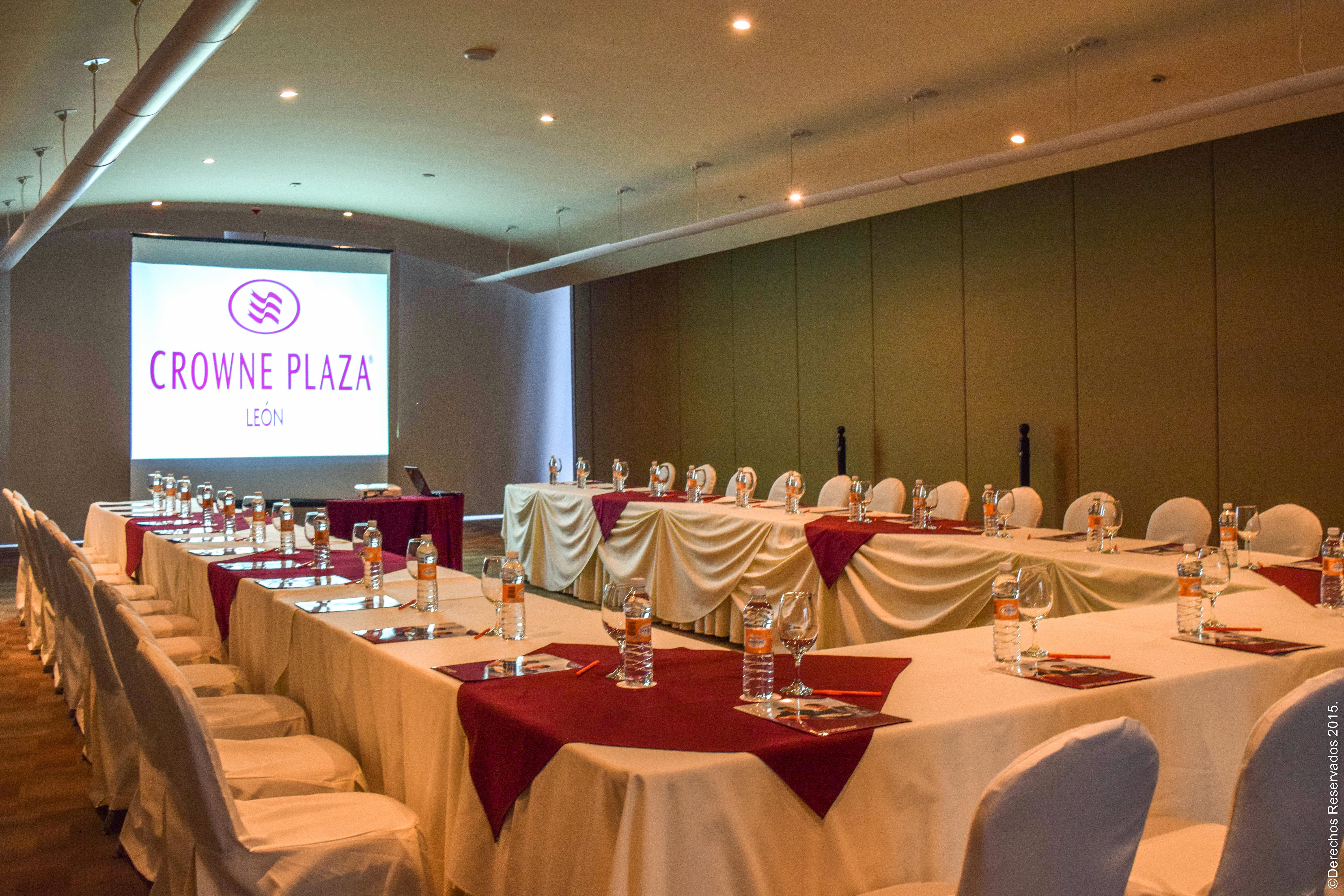מלון Crowne Plaza Leon By Ihg מראה חיצוני תמונה